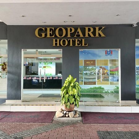 Geopark Hotel Kuah Langkawi Kültér fotó